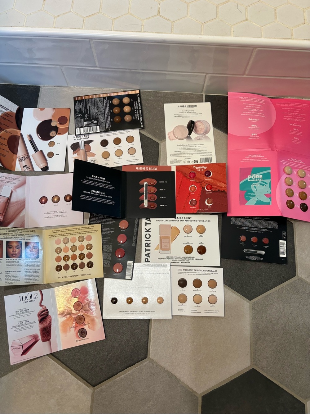 LUXURY beauty deluxe sample lot
